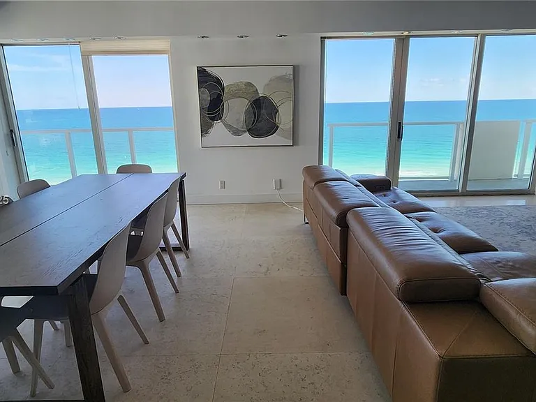 9499 Collins Ave #Penthouse 02 — Photo 15
