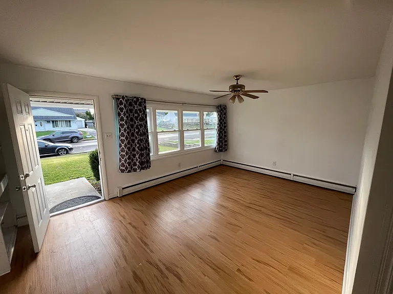 2857 Norcom Rd — Photo 3
