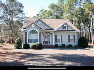 110 Smathers Dr, West End, NC 27376