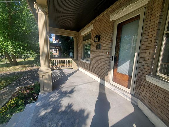 3rd image of 4319 Floral Ave