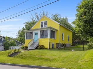 52 Kalmar St, Worcester, MA 01606