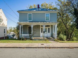 805 Sudbury St, Staunton, VA 24401