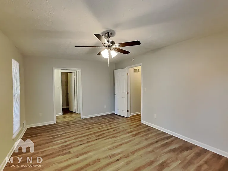 3050 Brook Hollow Dr — Photo 12