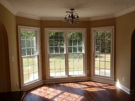 5th image of 272 Lee Road 2110