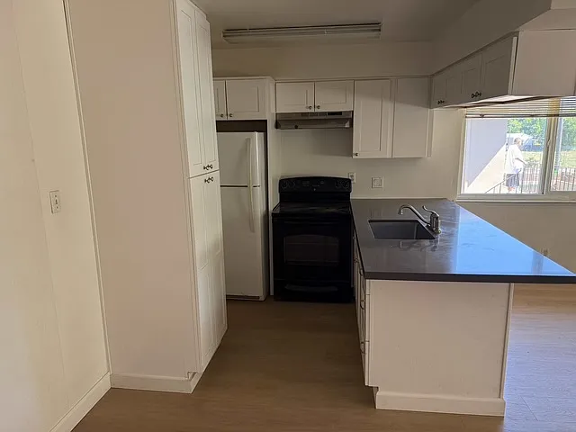2 bed, 924 sqft, $1,750 — Photo 2