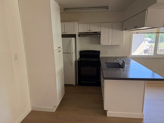 2nd image of 5607 42nd St #D