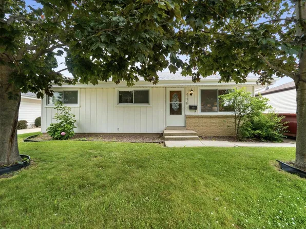 2701 Loraine AVENUE, Racine, WI 53404