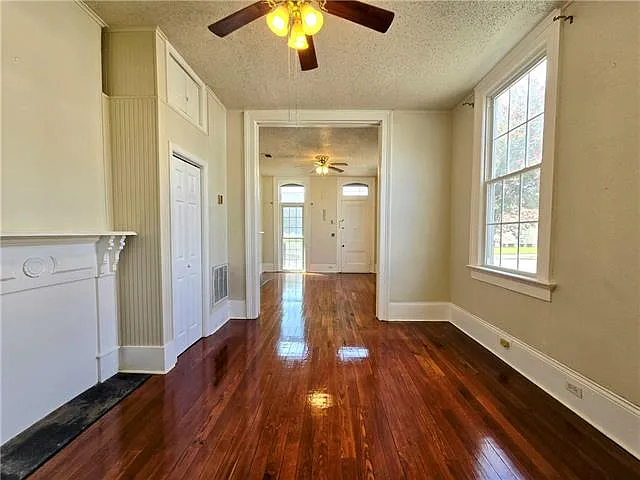 2931 Baronne St — Photo 7
