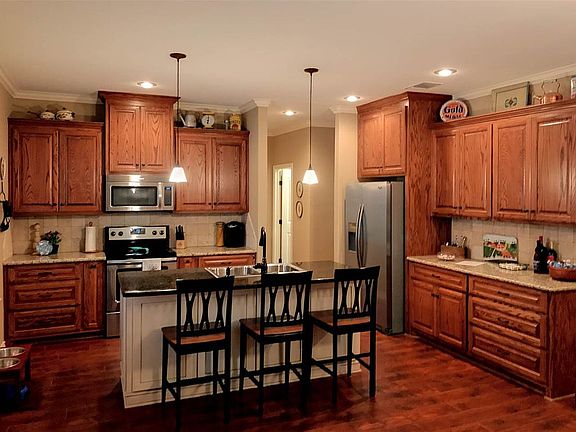 2nd image of 130 Private Road 6070