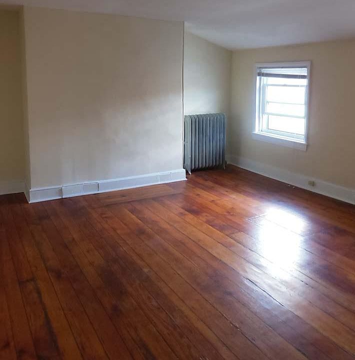 Bedroom #1
