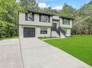 2715 Fox Hall Ln N, College Park, GA 30349