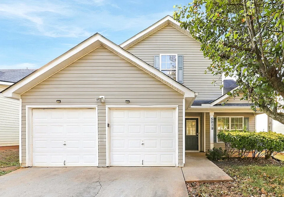 5019 Serenity Point Ln
