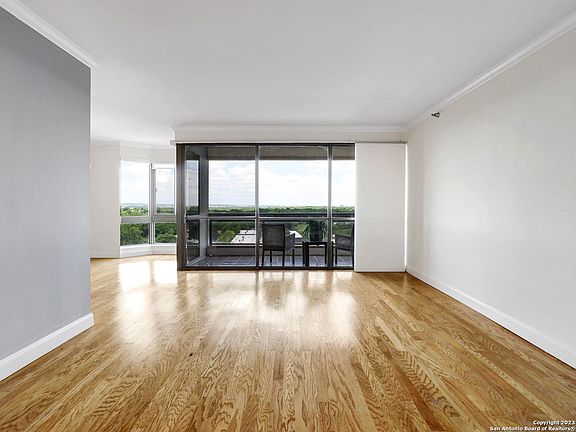 5th image of 7887 BROADWAY ST #901
