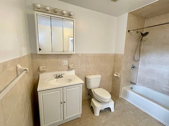 5th image of 96 1st Pl APT 2
