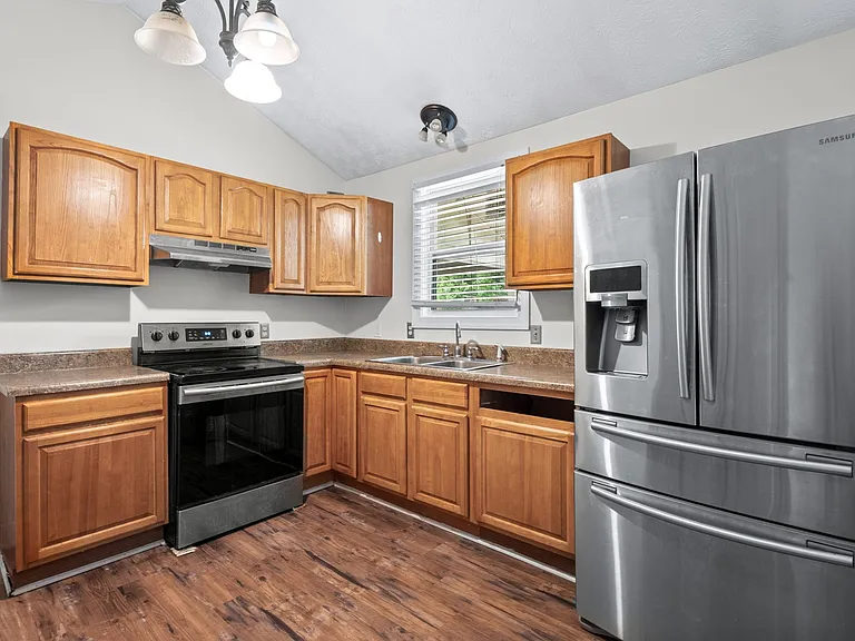 5409 Country Dr — Photo 12