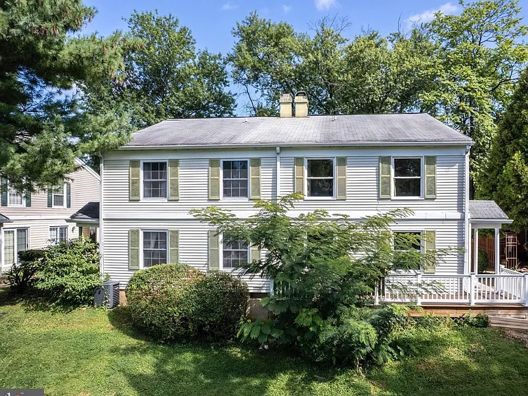 133 Hammershire Rd #C — Photo 3