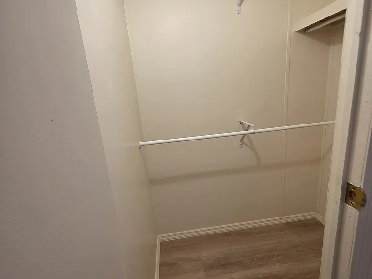 29548 Benjamin Dr — Photo 31