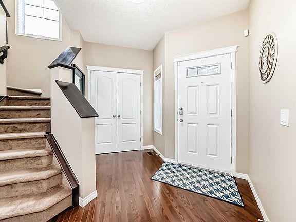 4th image of 301 N Kincora Glen Rise NW