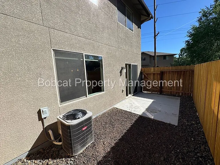 1226 Saltern Dr — Photo 27