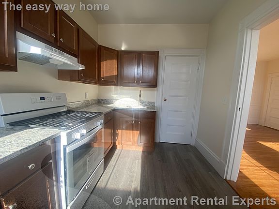 3rd image of 2 Ware St APT 405