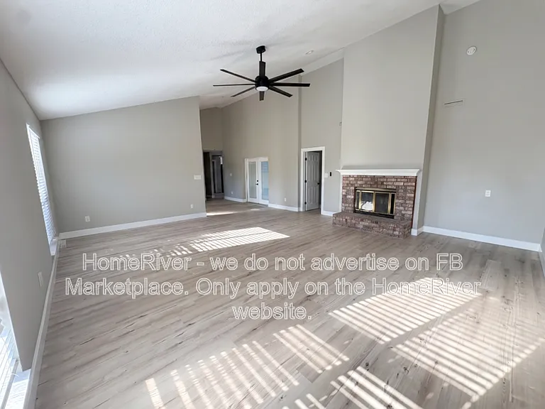4780 Baywind Dr — Photo 2