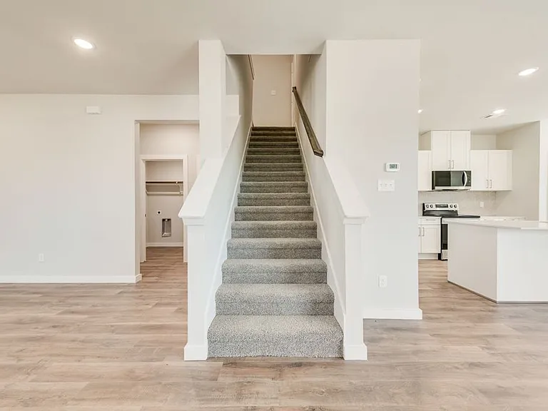 6846 Florence Dr — Photo 14