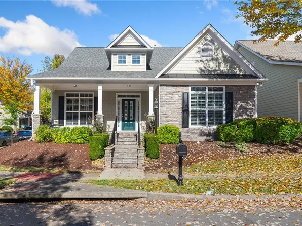645 Stonepark Ln, Suwanee, GA 30024