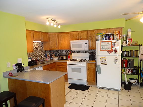 3rd image of 4010 Monroe St APT 102