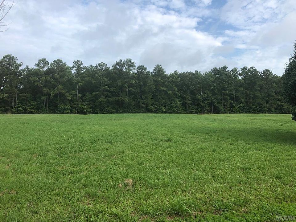 2nd image of 4 River Front Dr