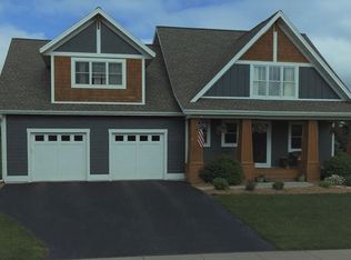 1355 Whistler Point Rd, Woodbury, MN 55129