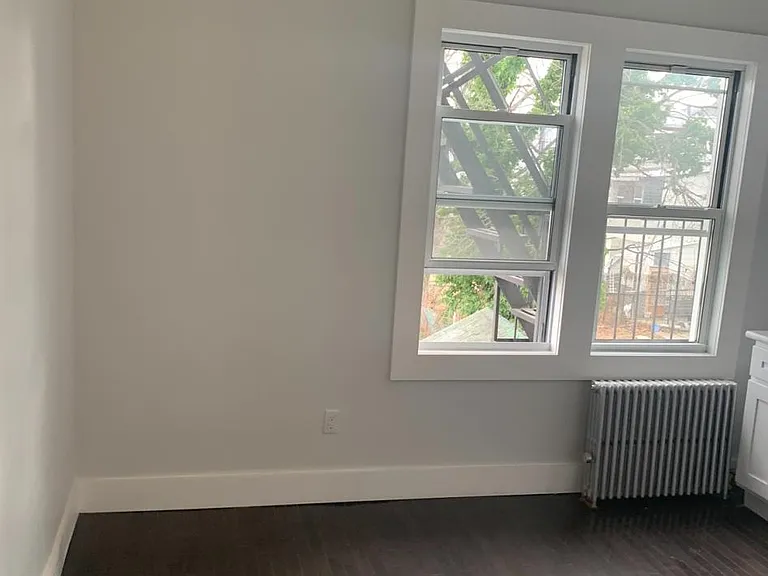 376 Lincoln Ave #2 — Photo 11