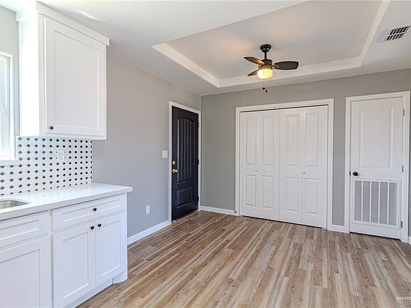4th image of 5520 Frisco Dr