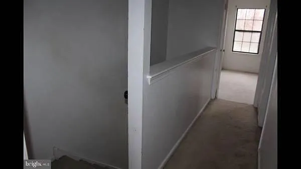 24 Blue Jay Dr — Photo 5