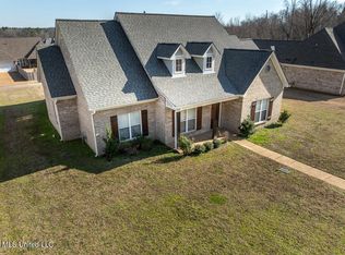 2024 Laughter Rd, Nesbit, MS 38651