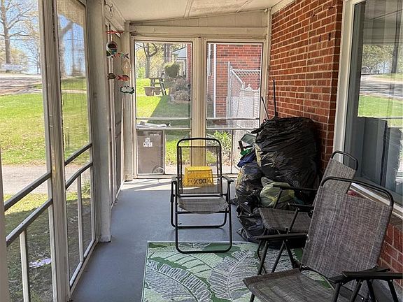 2nd image of 7710 Carleton Ave
