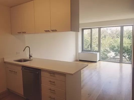 1st image of 448 W 167th St #3C