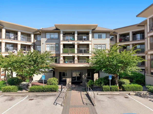 12238 224th St #420, Maple Ridge, BC V2X 8W5