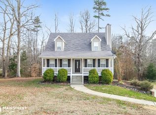379 Twin Valley Dr, Clemmons, NC 27012