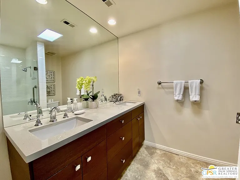 272 Desert Lakes Dr — Photo 20