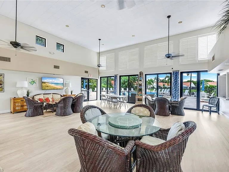 631 Beachwalk Cir #F-204 — Photo 22