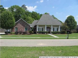 31018 Summer Breeze Dr, Denham Springs, LA 70726