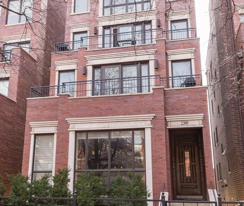 1st image of 2309 W Wabansia Ave APT 3