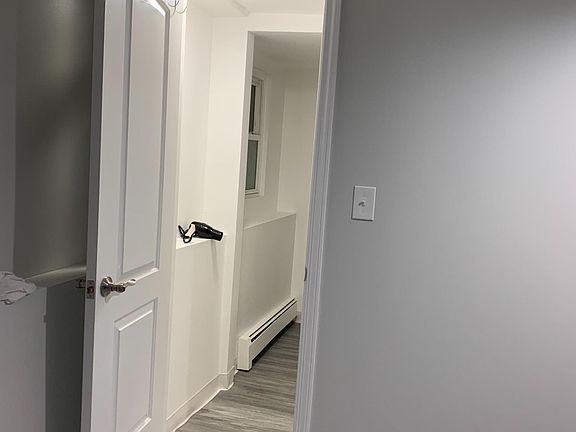 4th image of 2716 Beech Dr Floor 1
