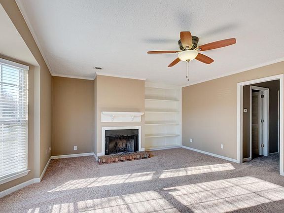 3rd image of 1116 Cabana Dr