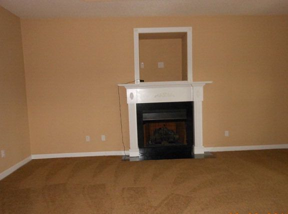 3rd image of 122 Glennfinnan Way #108