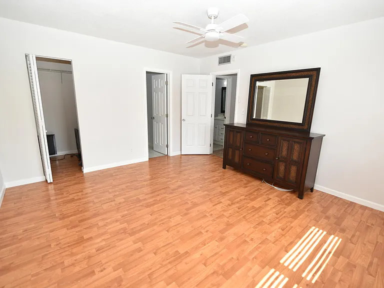 3550 NW 8th Ave #312 — Photo 10