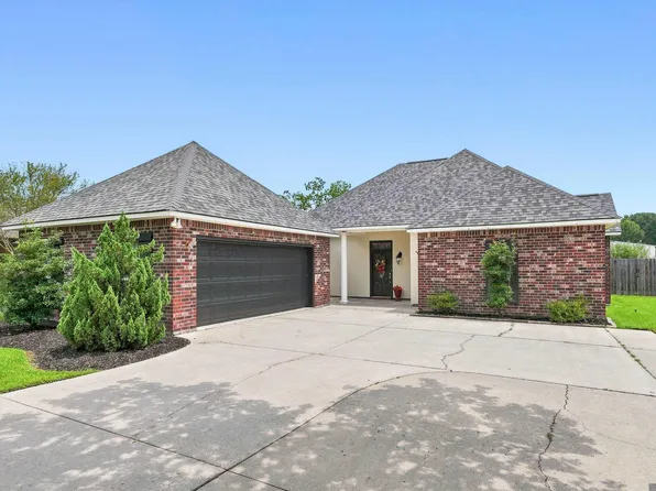 17080 Rennes Rd, Prairieville, LA 70769