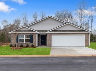 112 Pebble Creek Ct, Greenwood, SC 29646