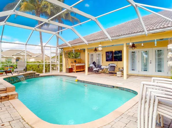 1590 SW Underwood Avenue, Port St Lucie, FL 34953