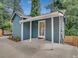1909 Guy Wetzel St E, Pt Orchard, WA 98366